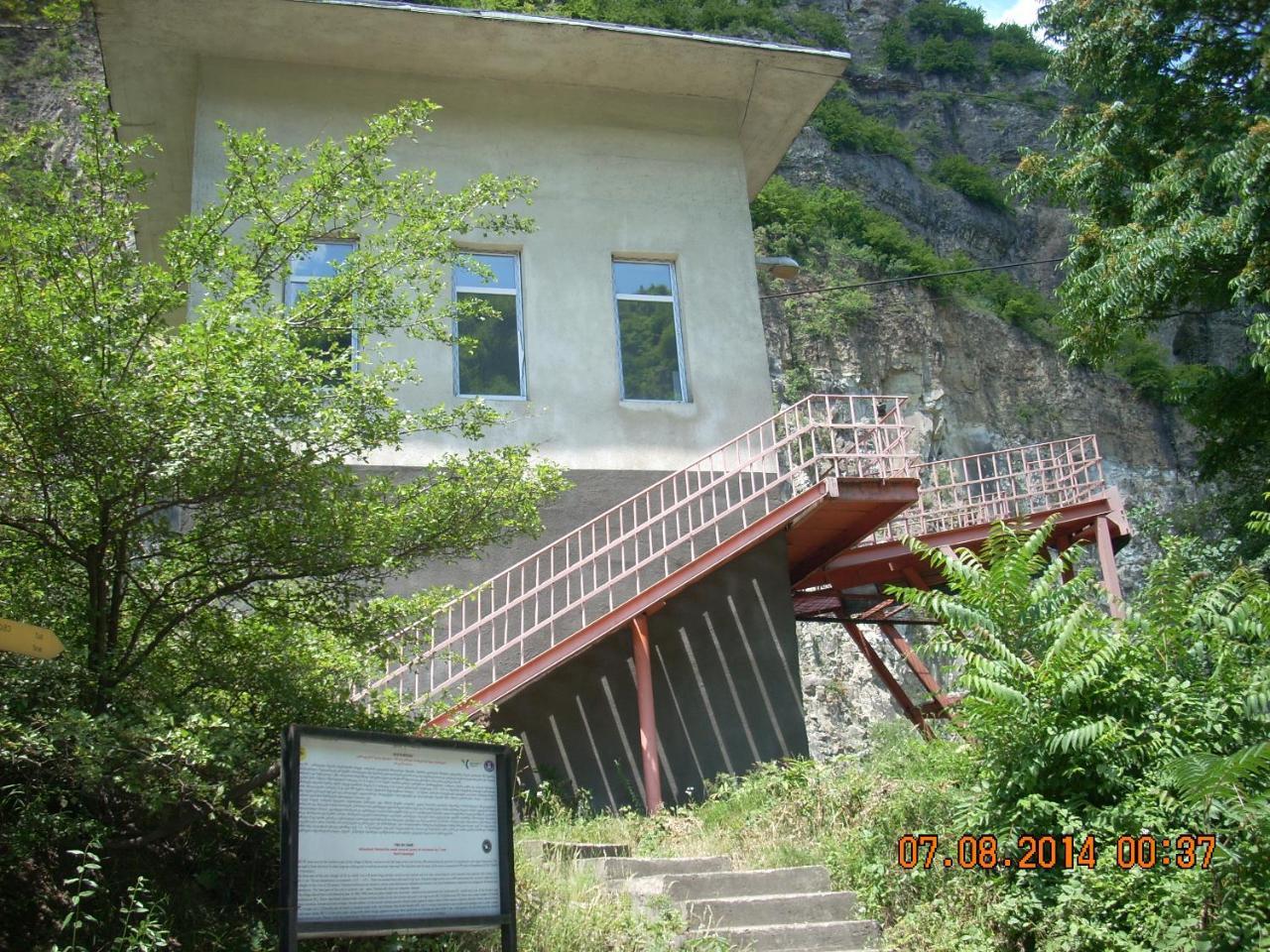 Hotel Firosmani Chiatura Kültér fotó